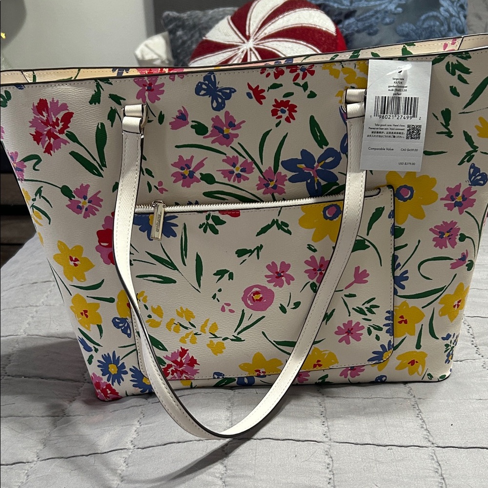 🙌Kate Spade Limited Edition 
( NO Longer in print hard to find ) - Picture 4 of 9